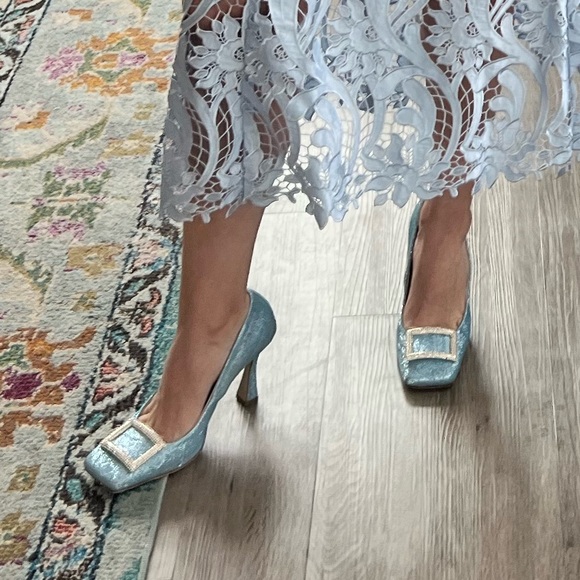 Daisy Sky Blue Metallic Beautiisoles size 7 light blue sparkle ✨ - Picture 4 of 7